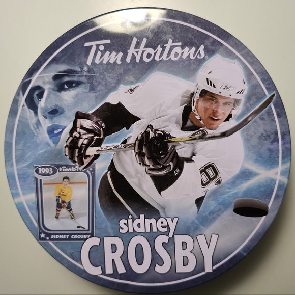 Tim Hortons Sidney Crosby 100-Piece Jigsaw Puzzle & Tin Box - Picture 13 of 16